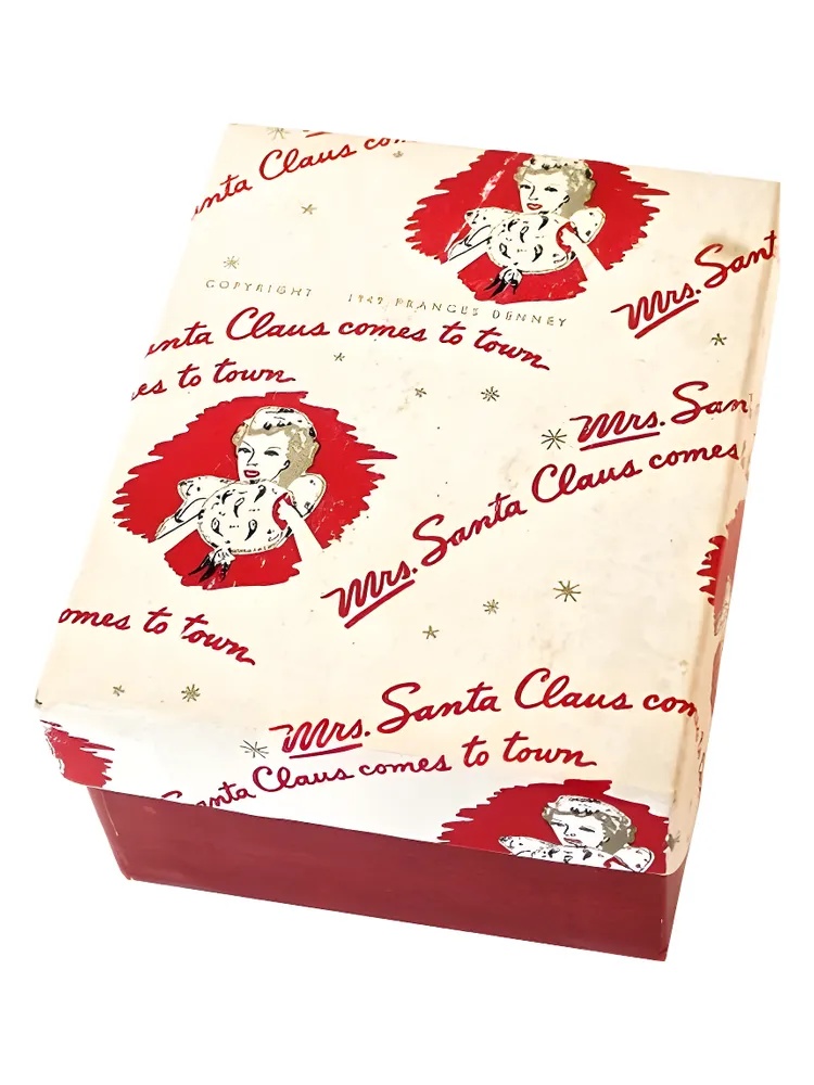 Mrs Santa Claus Comes To Town