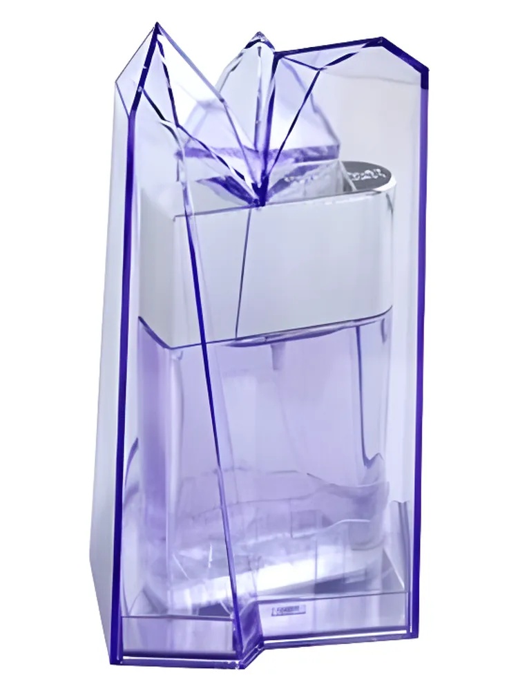 Ultraviolet Liquid Metal for Woman